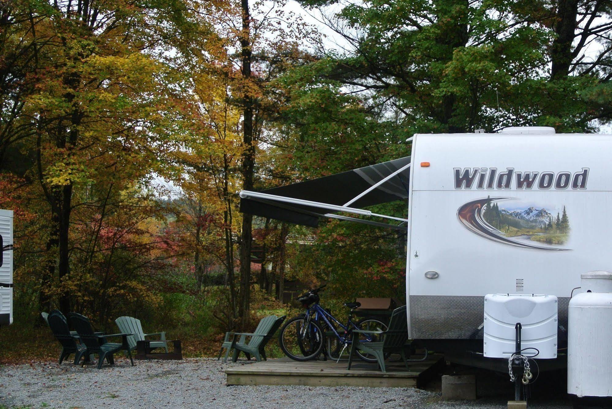 Lake George Escape - Campground Warrensburg Exterior photo